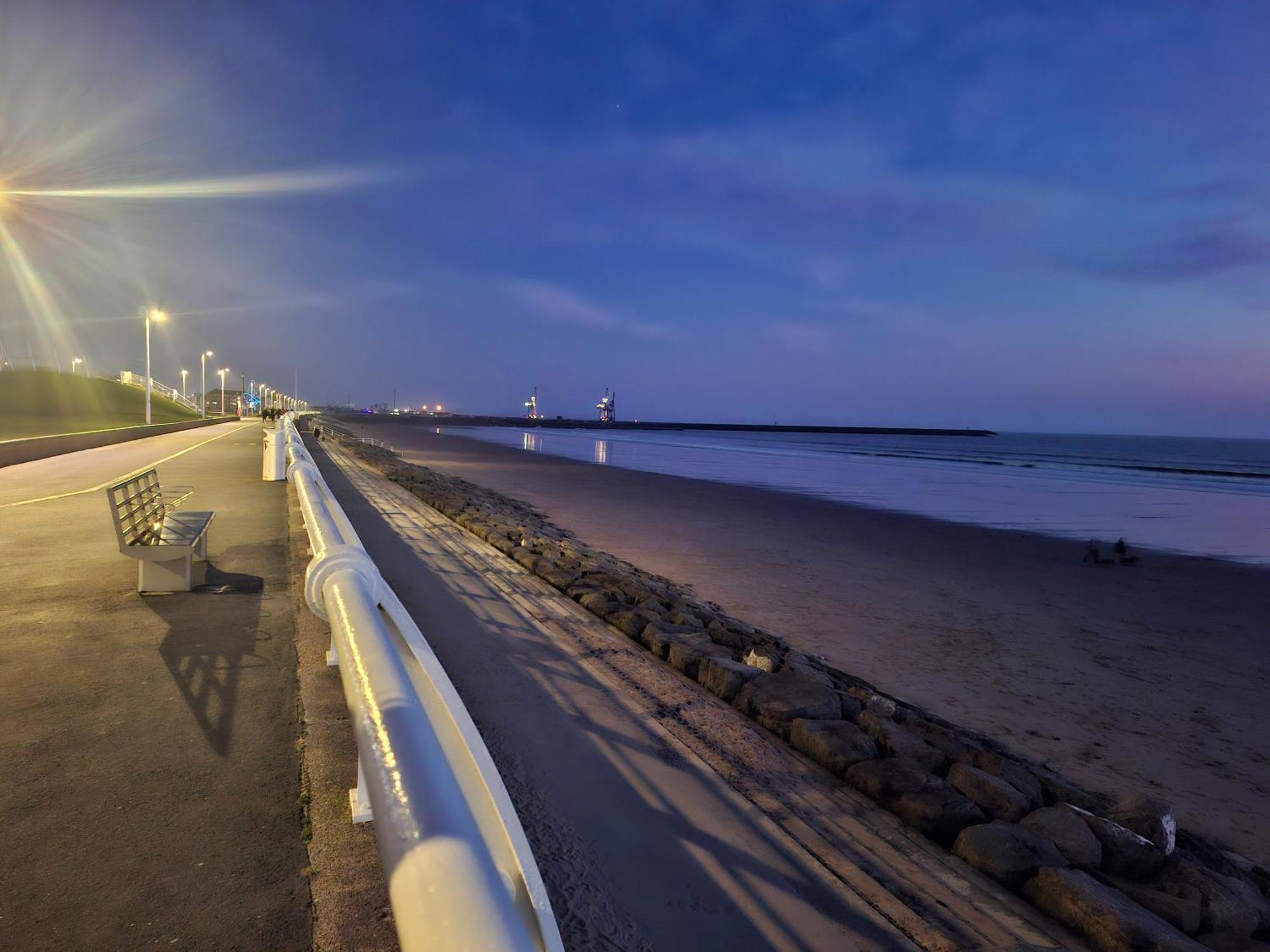Driftmark Beachfront Location Aberavon Beach Sea Views Large Driveway Parking Private Site Fibre Optic Wi Fi Port Talbot Exteriör bild